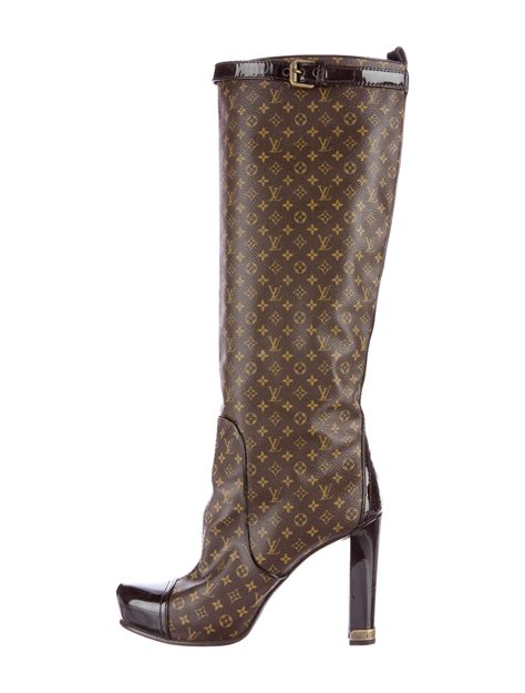 louis vuitton boots knee high|Louis Vuitton black heel boots.